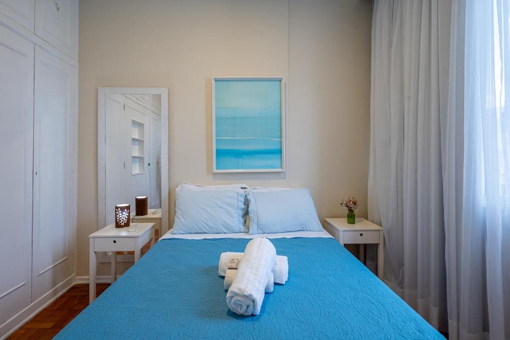 Flamengo: quarto, sala e vista livre, Rio de Janeiro