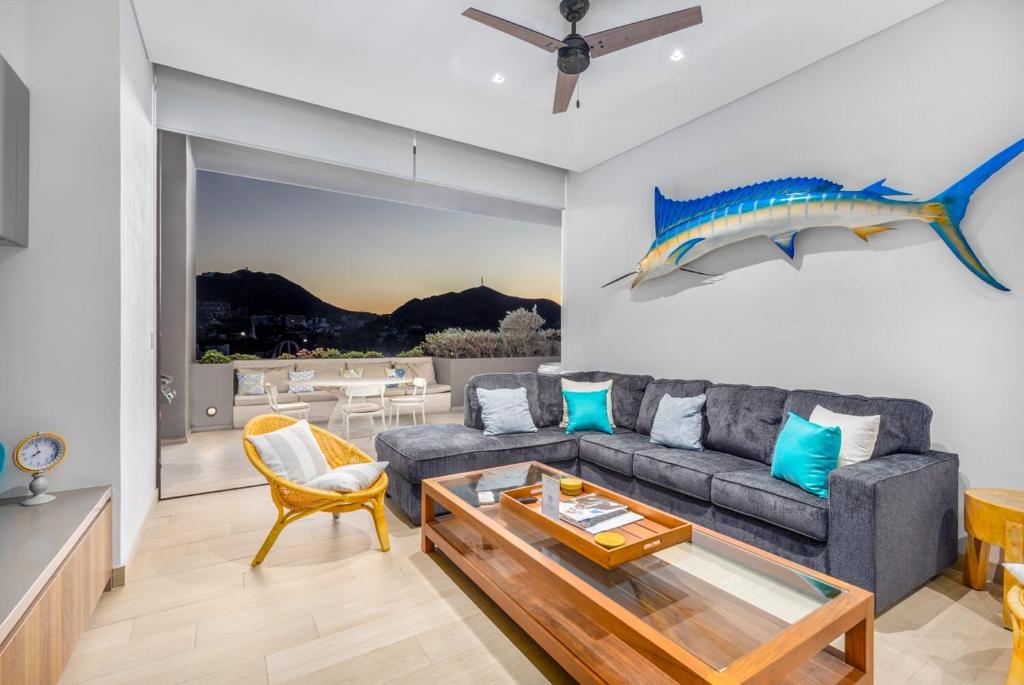 Cabo Marina Luxury Condo Jacuzzi & Terrace - 4