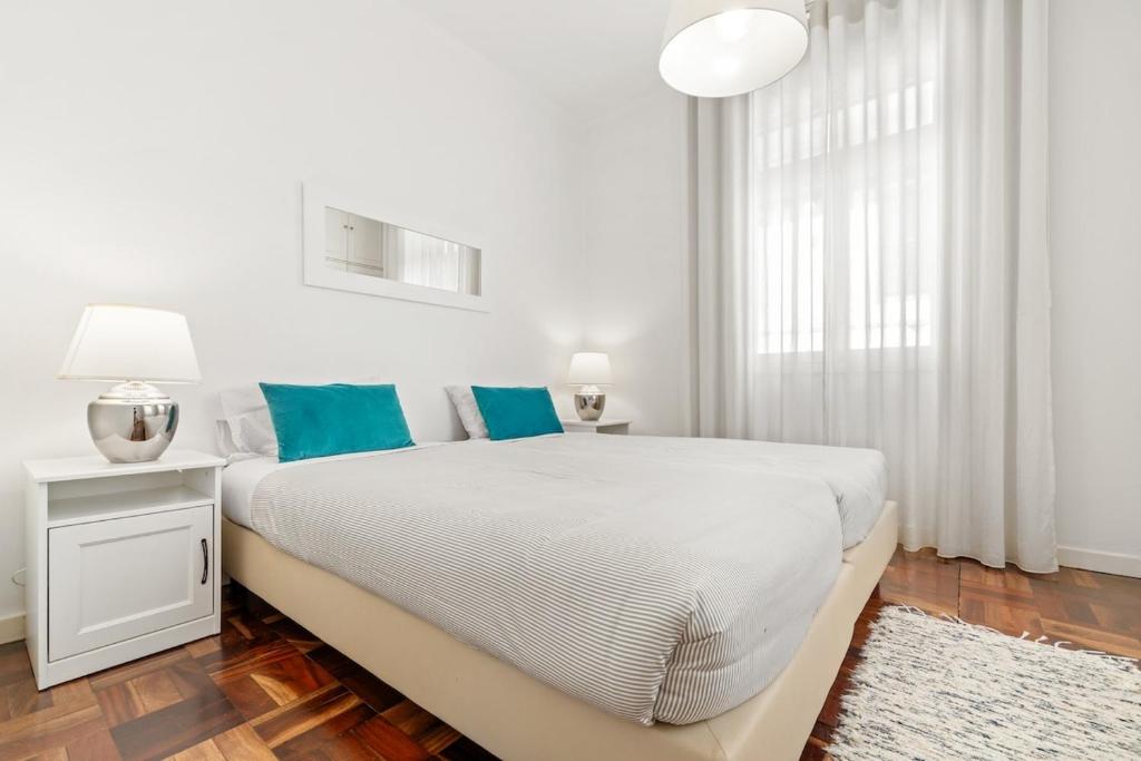 Live, Love and Laugh, Funchal