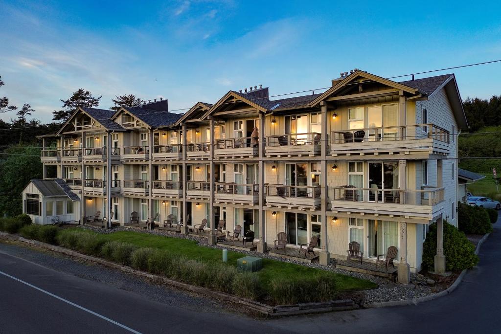 The Wayside Inn, Cannon Beach