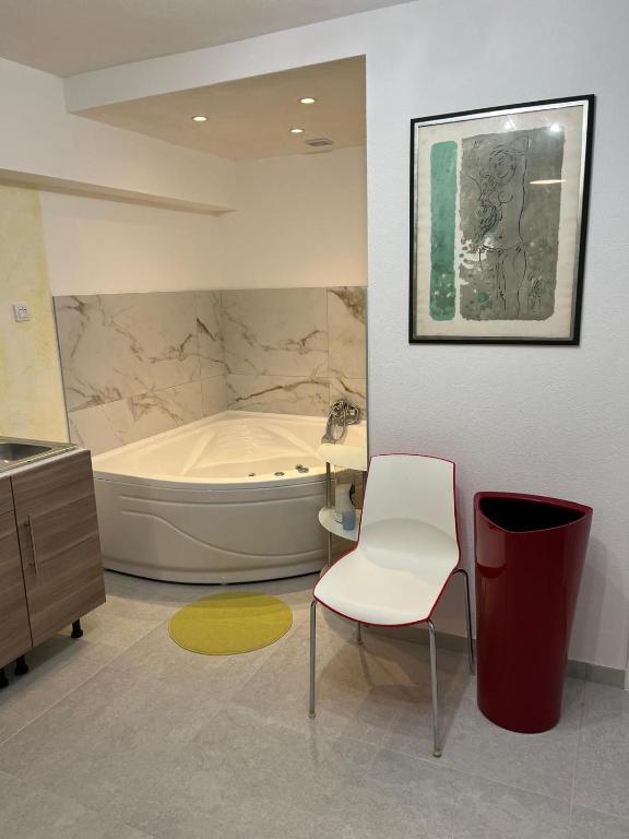 Luxury Apartment Saya - 3