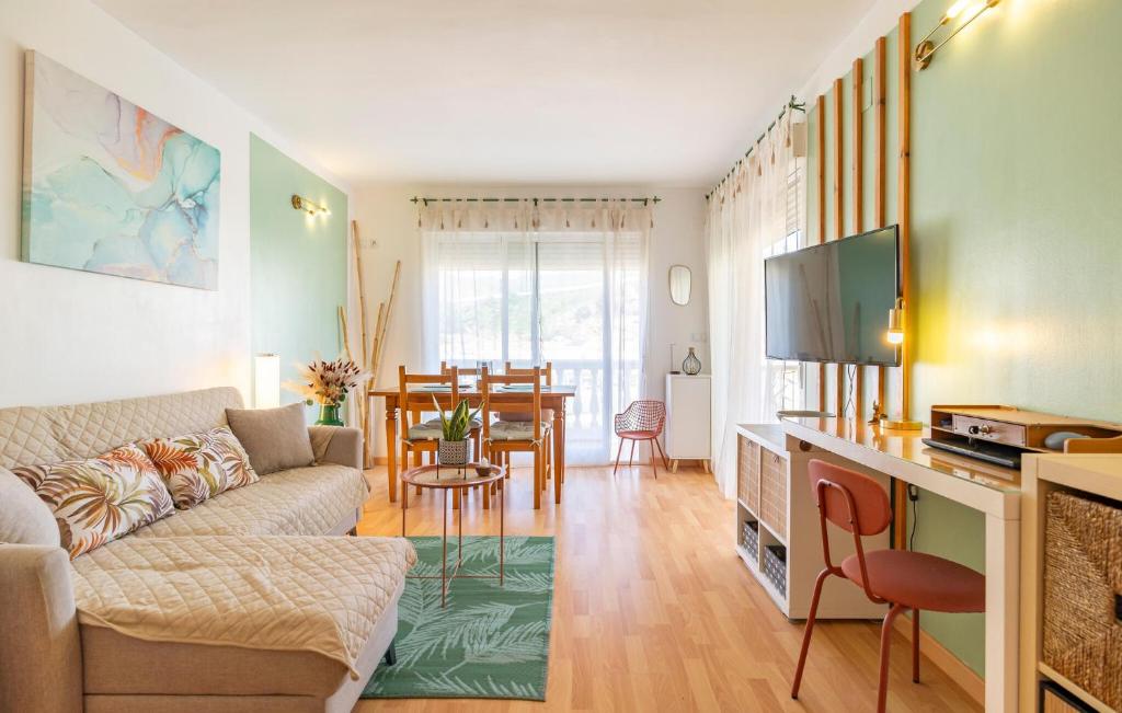 Stunning Apartment In Albuñol With Wifi, Albuñol