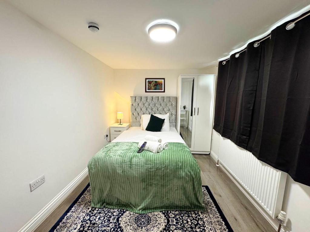 Heathrow Lodge BnB, Harmondsworth