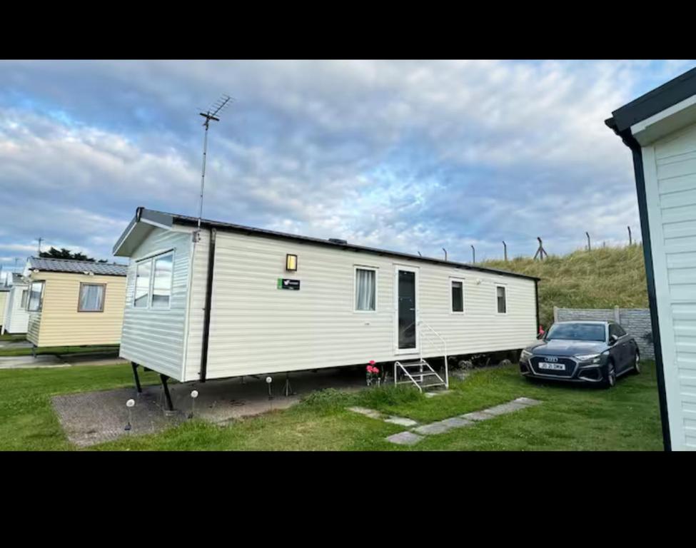 Veez Dream, Prestatyn