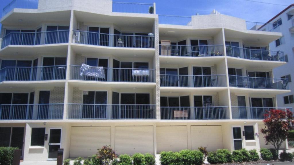 Windbourne Unit 8, Golden Beach