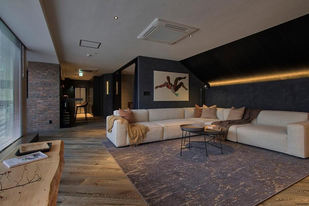 STUMP SA Yokohama - The Brick Base, Jokohama