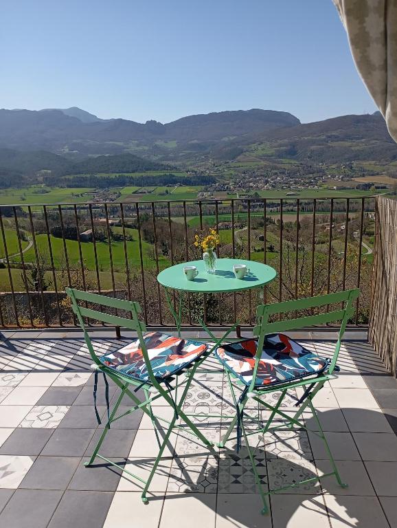 Maison avec toit terrasse dans le vieux Mirabel - 2