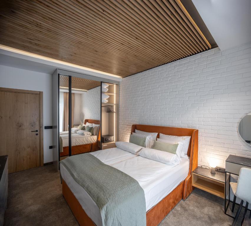 Maison Royale Premium Apartment - 1