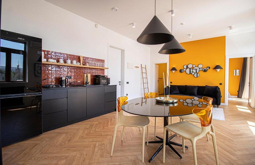 Chic 2BR Center Apt with View - By Wehost, Tbilisi