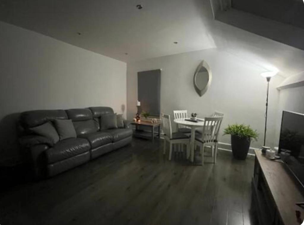 Hidden Hideaway by the Beach, Rhyl