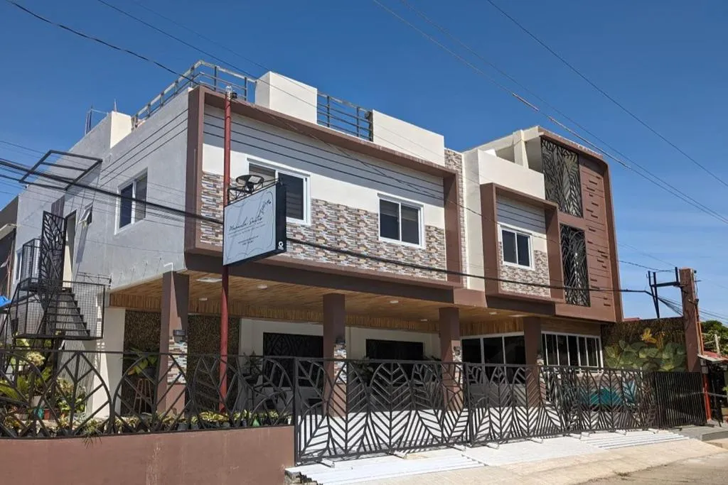 Manuela Suites Puerto Princesa near Airport, hotel in Puerto Princesa City