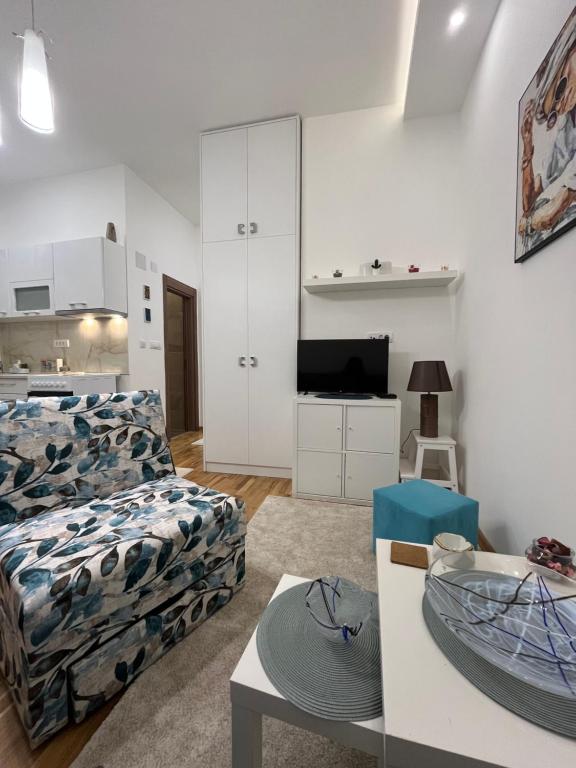 Forests nest, Bělehrad