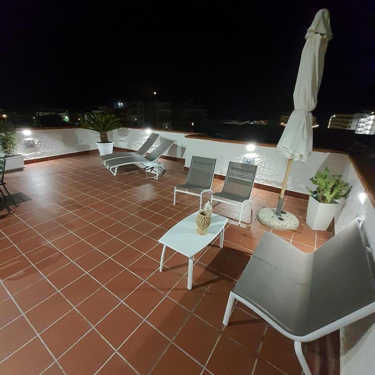 Breathtaking view penthouse 200 meters from the sea - 4