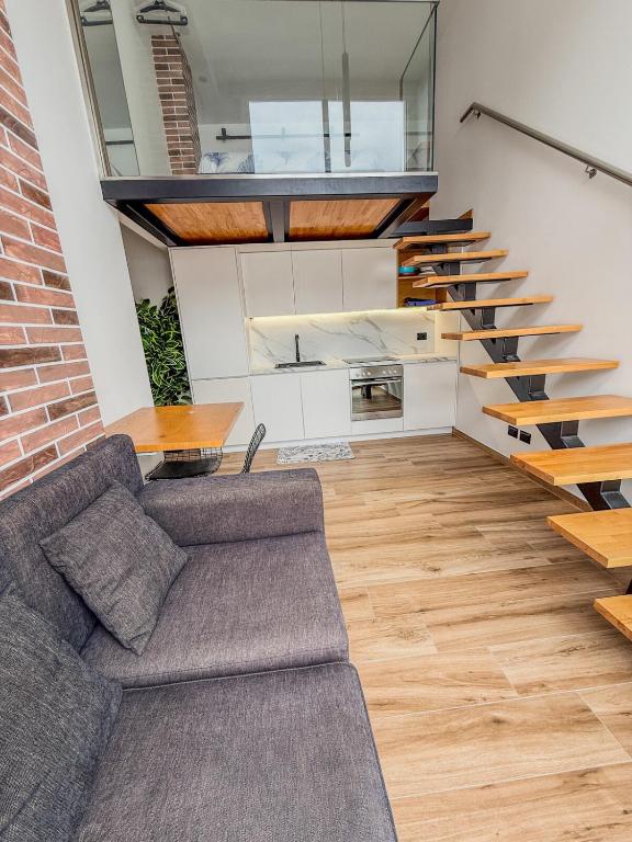 Superior Duplex 1, Shëngjin