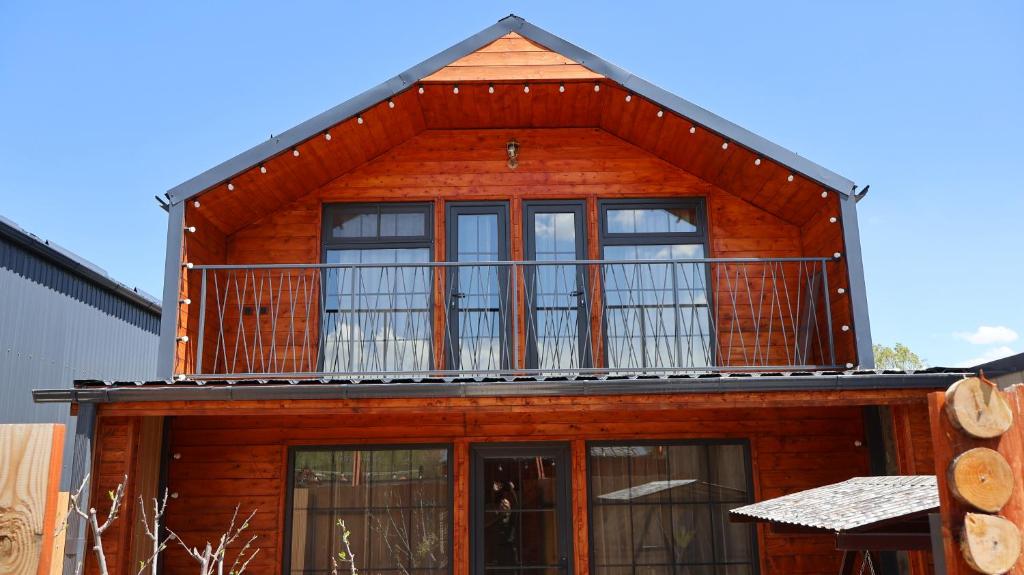 The village Rest House, Aghk'ilisa