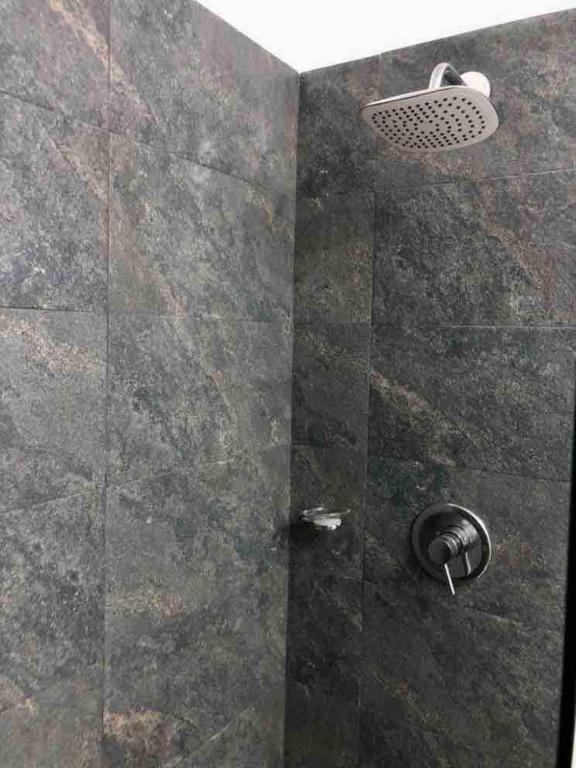 Lovely flat near the beach with private pool - 5