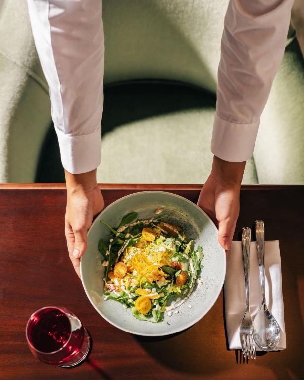 อาหารและเครื่องดื่ม