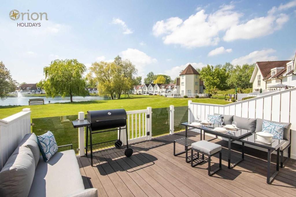 Isis Lakes 52, Fountain View, South Cerney