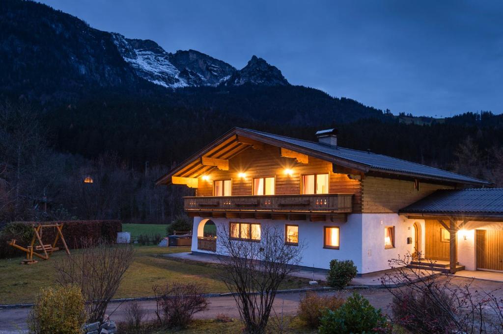 Haus Alpenblick Lofer Fieberbrunn Book Your Hotel With Viamichelin