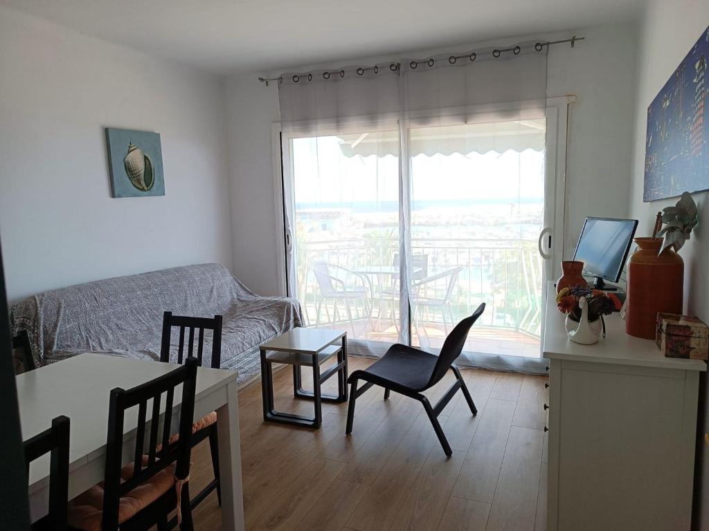 Apartment in Blanes with Sea Views, Blanes