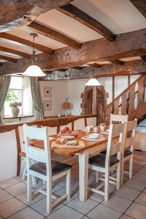 Riverside Country House and Cottage photo 3