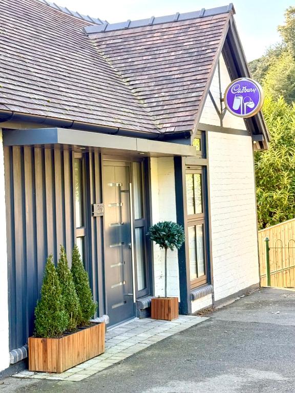 Chocolate Box, Malvern Wells