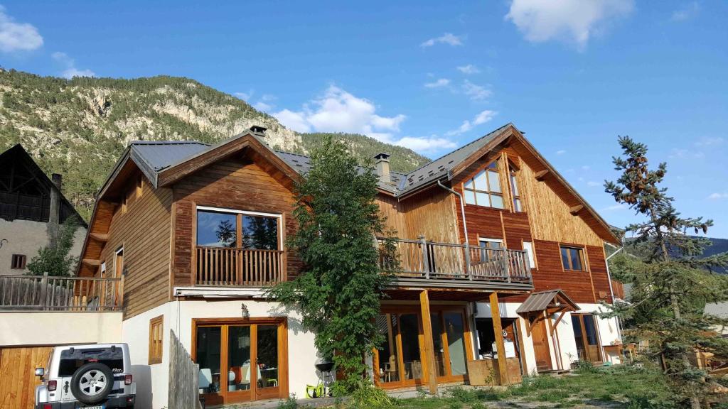Chalet Gaming - 2