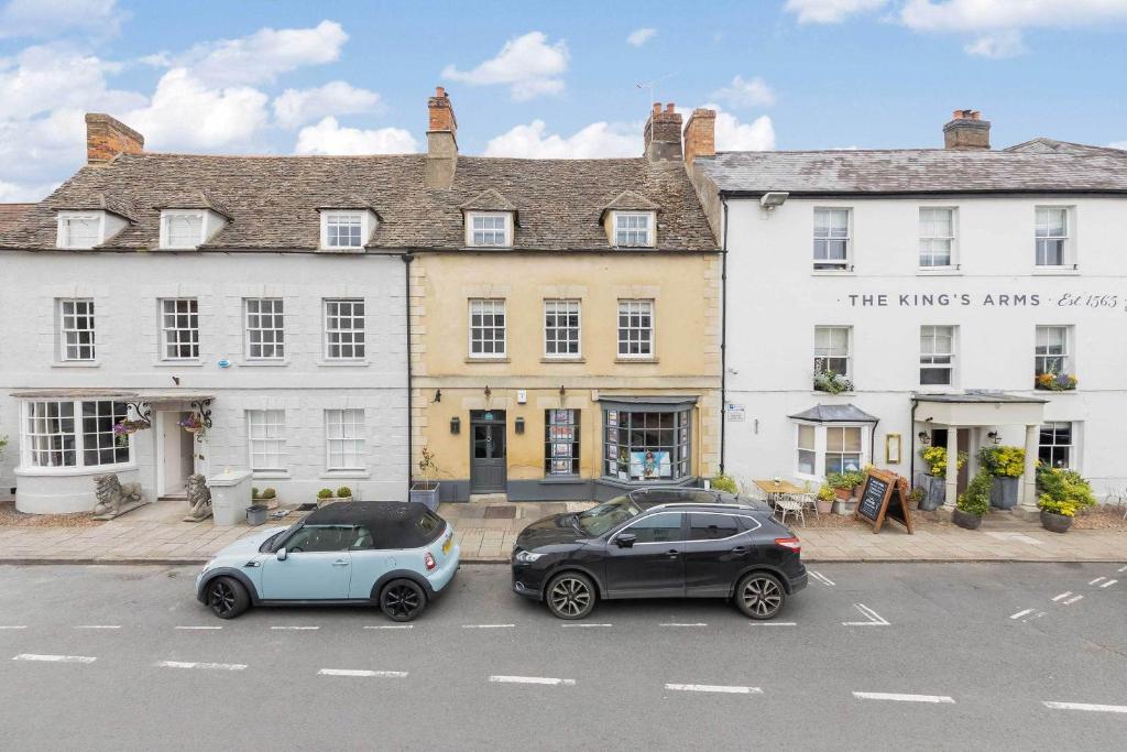 Woodstock Nest, Woodstock