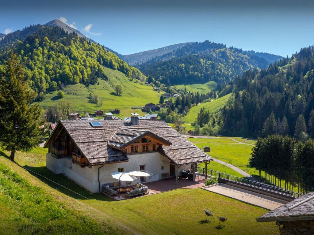 Chalet Goville - OVO Network - 2