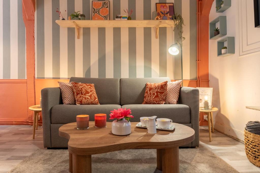 Olympe by Kleidos, Appartement 4P, rue calme, Centre Historique, Proche Gare - 2