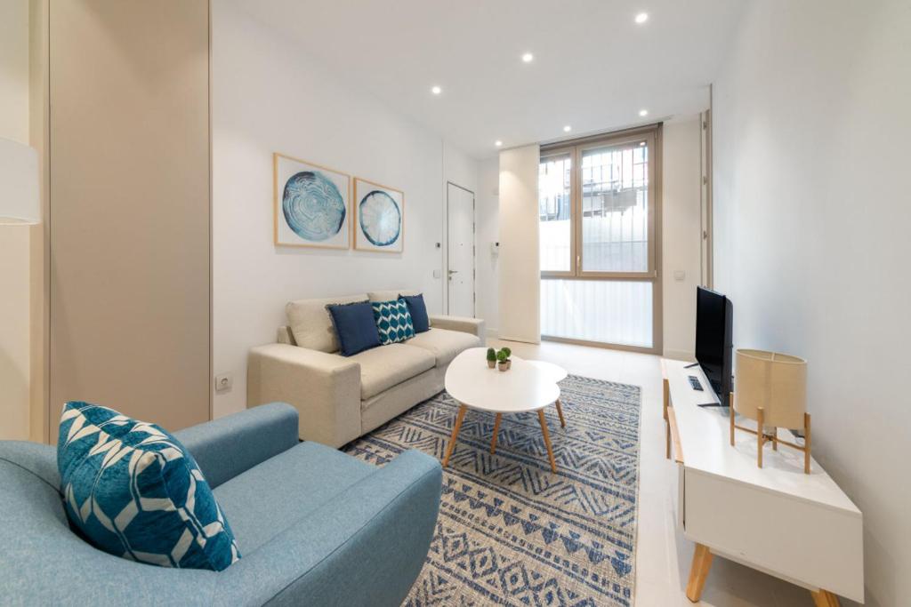 Modern Renovated - 2Bedrooms 2Bathrooms - Atocha - 2