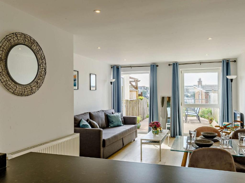 2 bed in Brixham 83741, Brixham