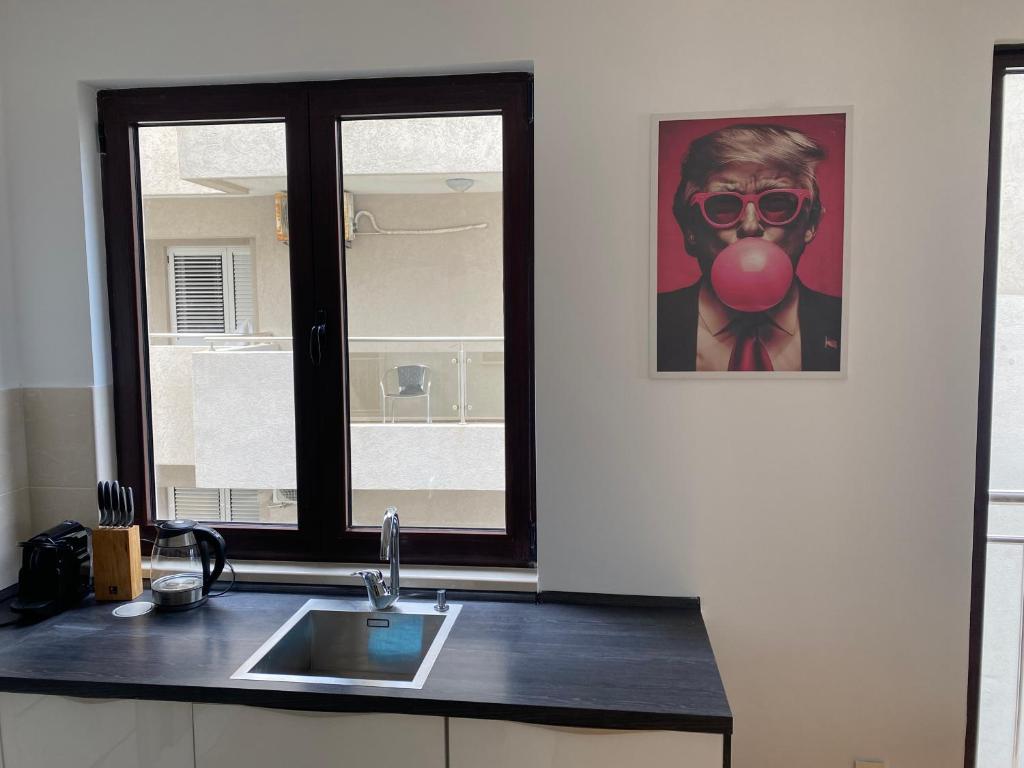 Celebrity Apartments - 3