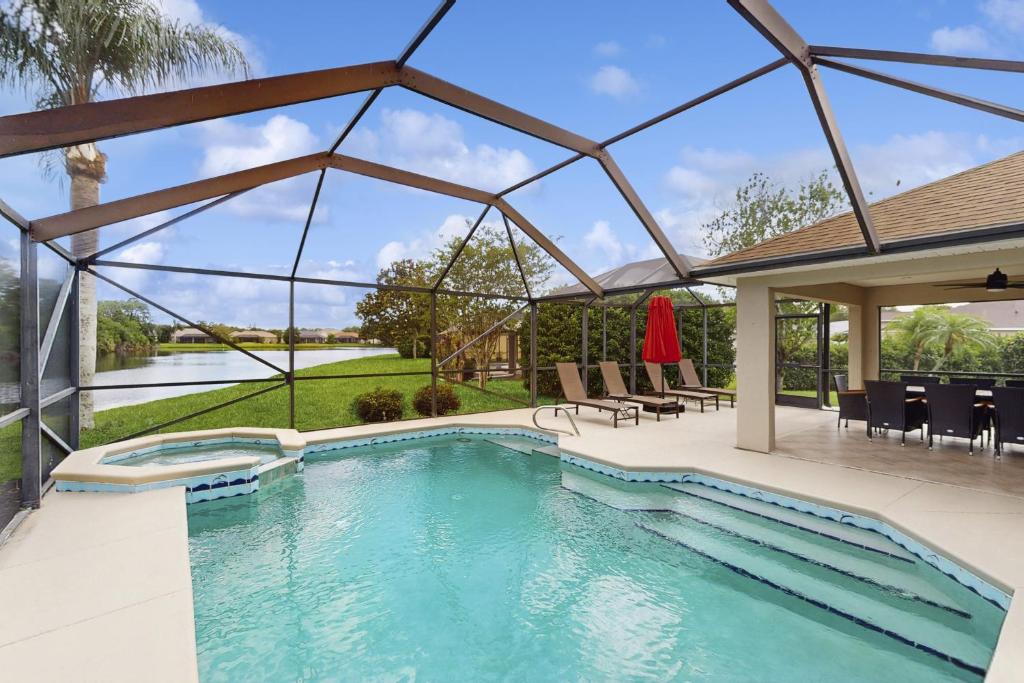 Starlight Shores, Melbourne