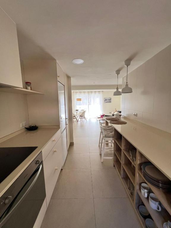 Precioso apartamento de 2 habitaciones recién reformado en Benidorm - 4