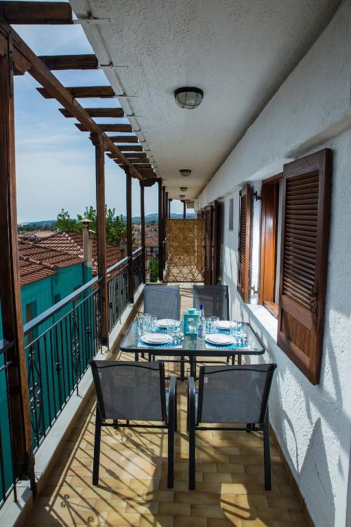 Apartments Mantsiou Old Nikiti photo