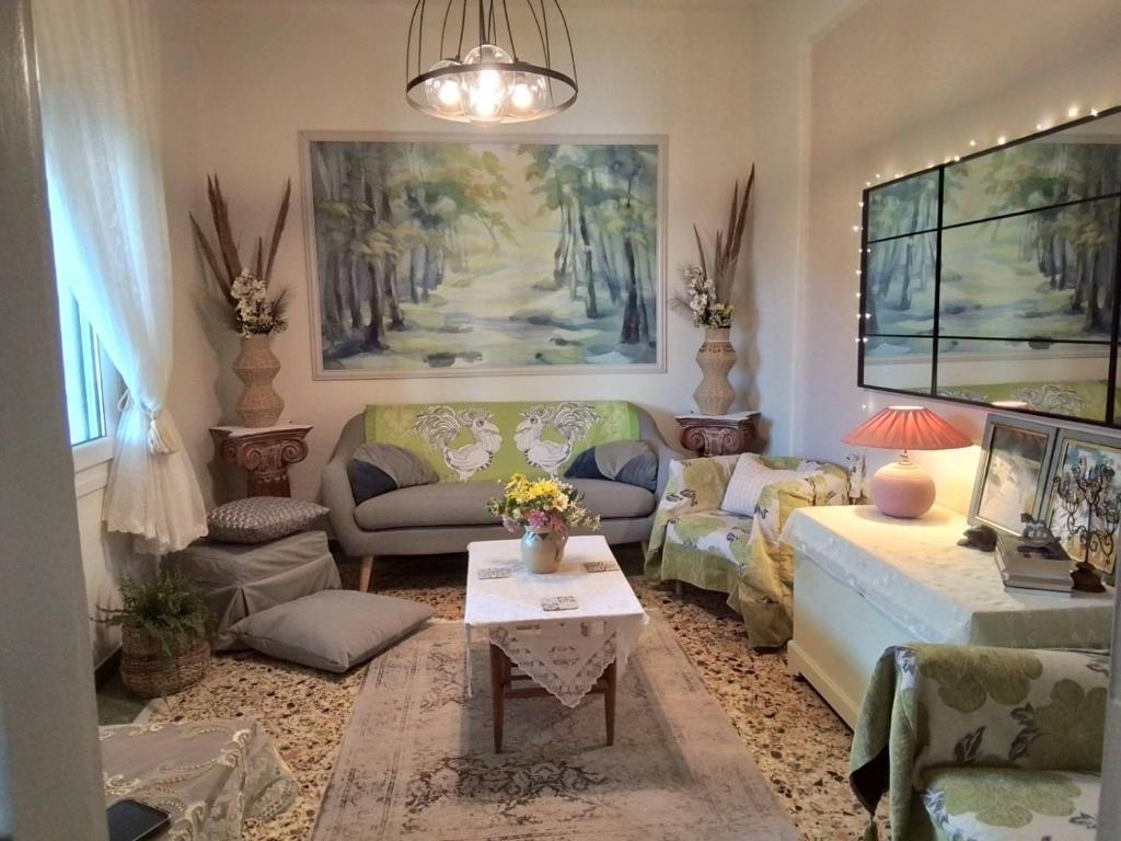 Smaragda's Home, Kavala