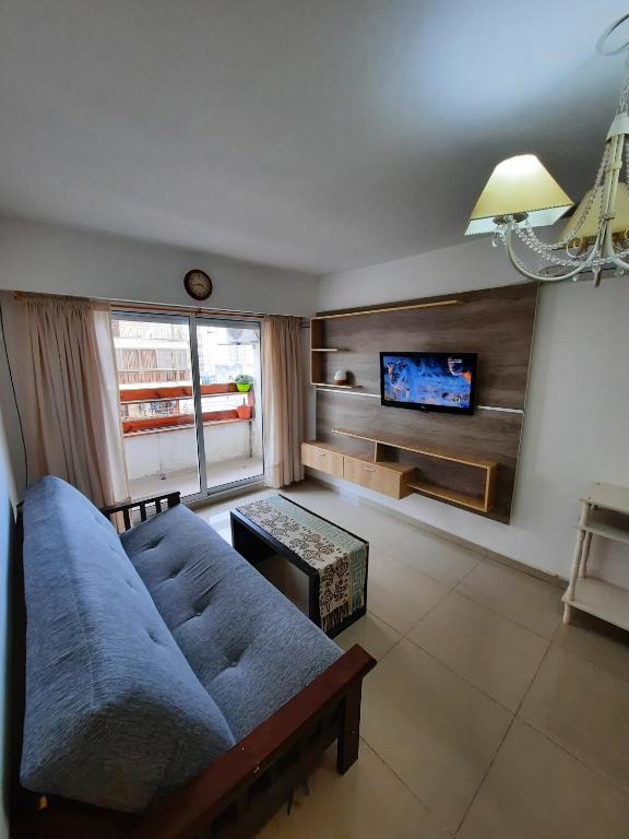 Depto céntrico de 3 habitaciones y cochera - 5