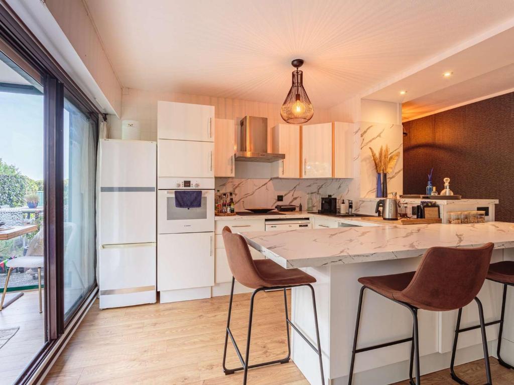 Bel appartement avec terrasse à Anglet, proche des plages - 4