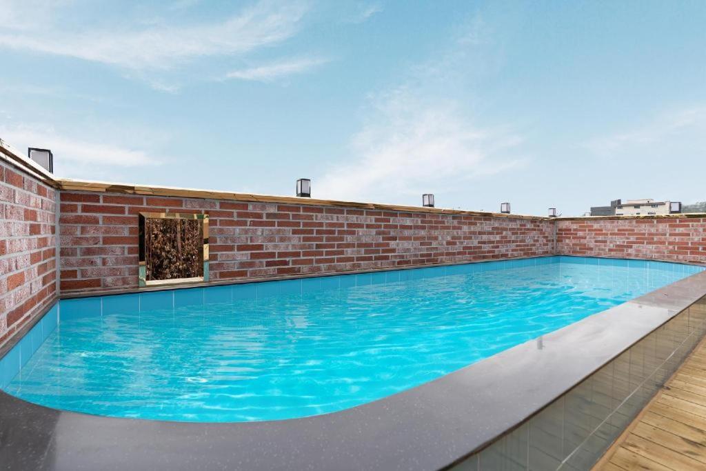 The Bay hotel & pool villa