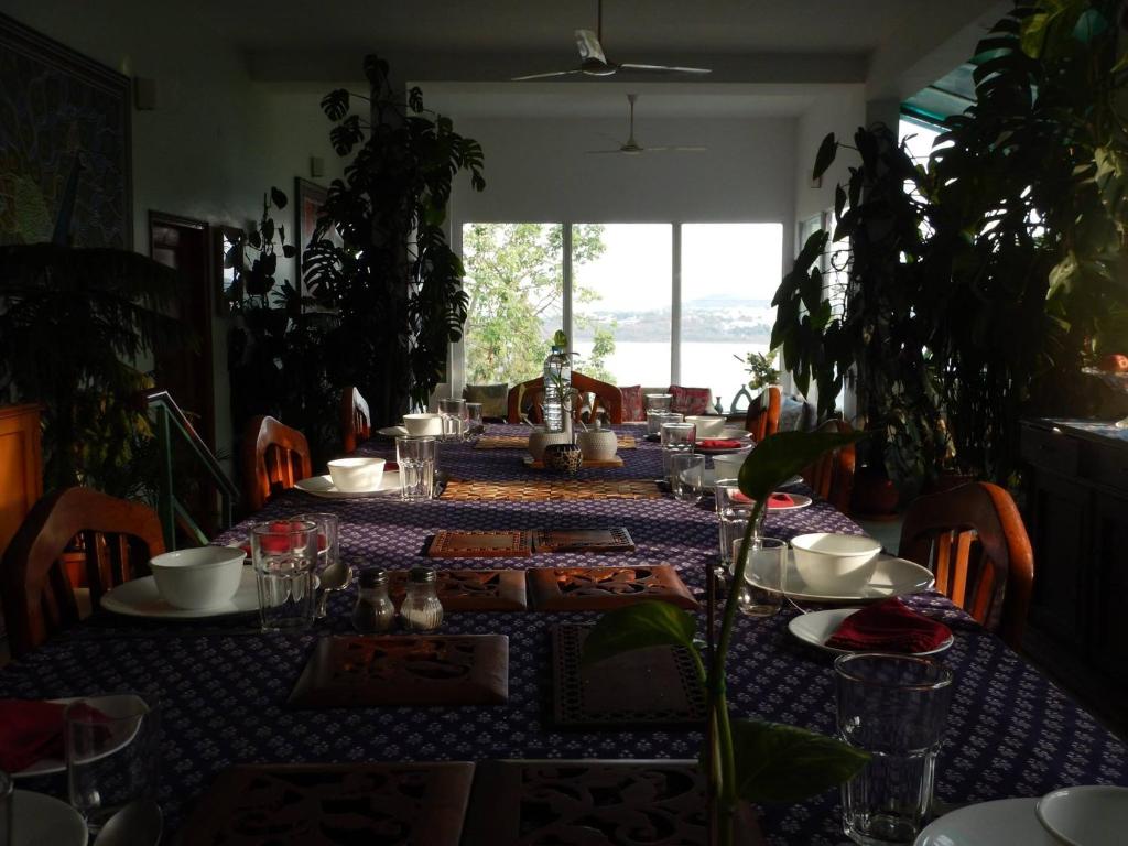 Ivy Suites — Hotel in Bhopal