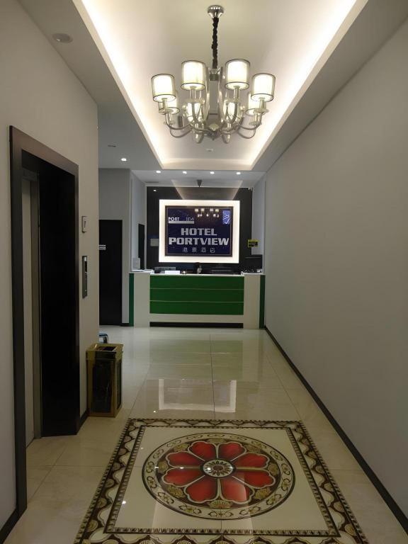 Portview Hotel