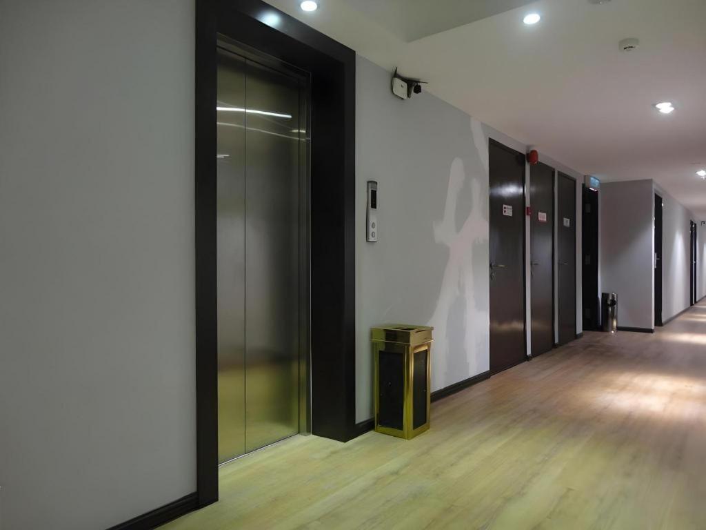 Portview Hotel