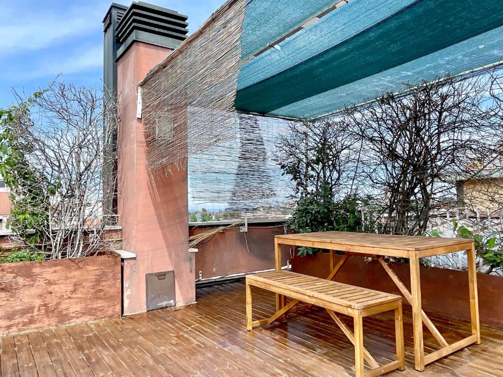 Attico con Garage e Ampia Terrazza Privata, Rimini