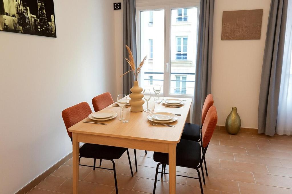 Logement Cosy & Spacieux Hypercentre CAEN - 2