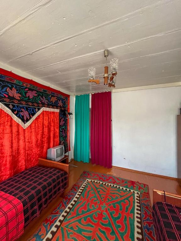 Retro EcoHouse, Bokonbayevo