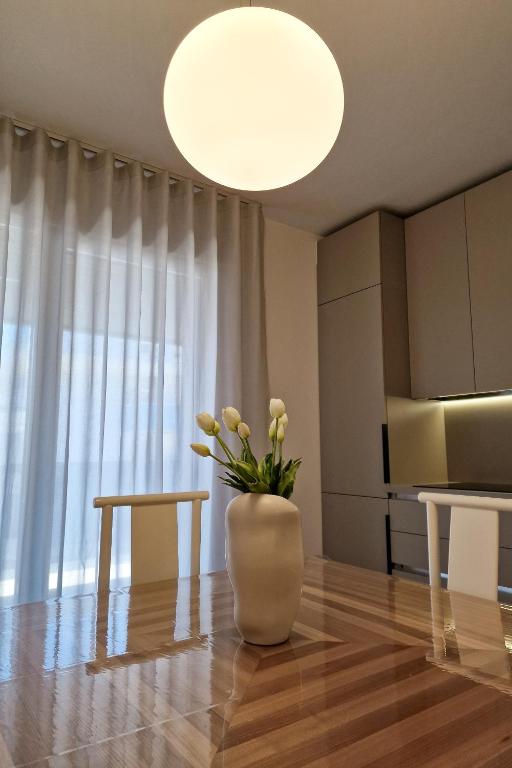 La Vela Luxury Apartment - 3