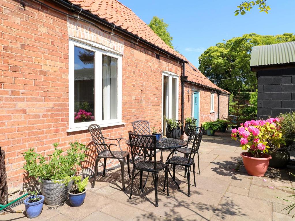 Petal Cottage, Laxton