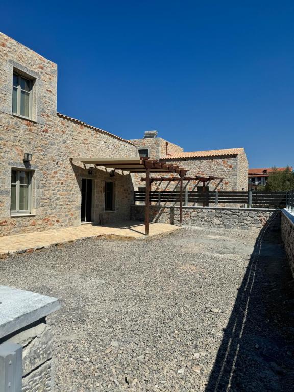 Mani Spot Sofia, Areopoli