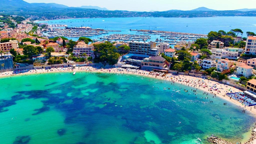 Mas provençal vue mer à 5 min de la plage et Jacuzzi - 4